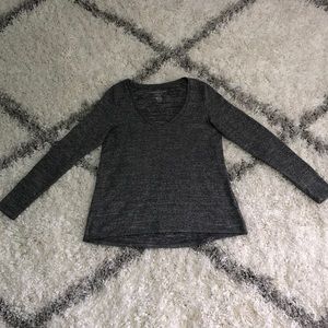 American Eagle long sleeve shirt.